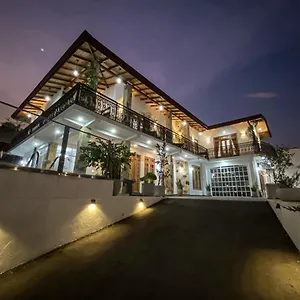 https://danisco-leisure-bunglow.kandyhotelsnow.com